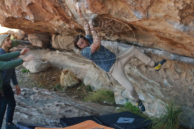 Bouldering in Hueco Tanks on 03/16/2020 with Blue Lizard Climbing and Yoga

Filename: SRM_20200316_0959091.jpg
Aperture: f/4.0
Shutter Speed: 1/320
Body: Canon EOS-1D Mark II
Lens: Canon EF 50mm f/1.8 II