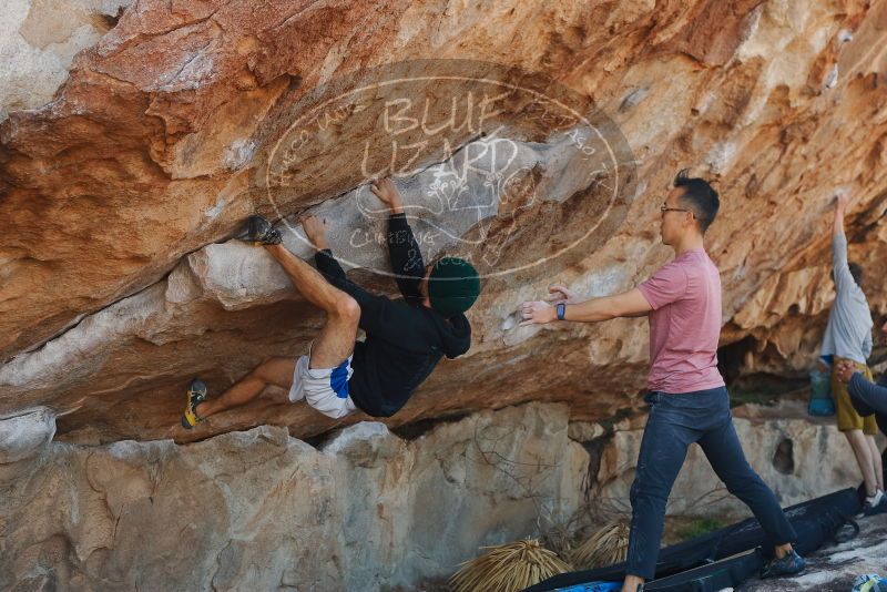 Bouldering in Hueco Tanks on 03/16/2020 with Blue Lizard Climbing and Yoga

Filename: SRM_20200316_1040430.jpg
Aperture: f/4.5
Shutter Speed: 1/500
Body: Canon EOS-1D Mark II
Lens: Canon EF 50mm f/1.8 II