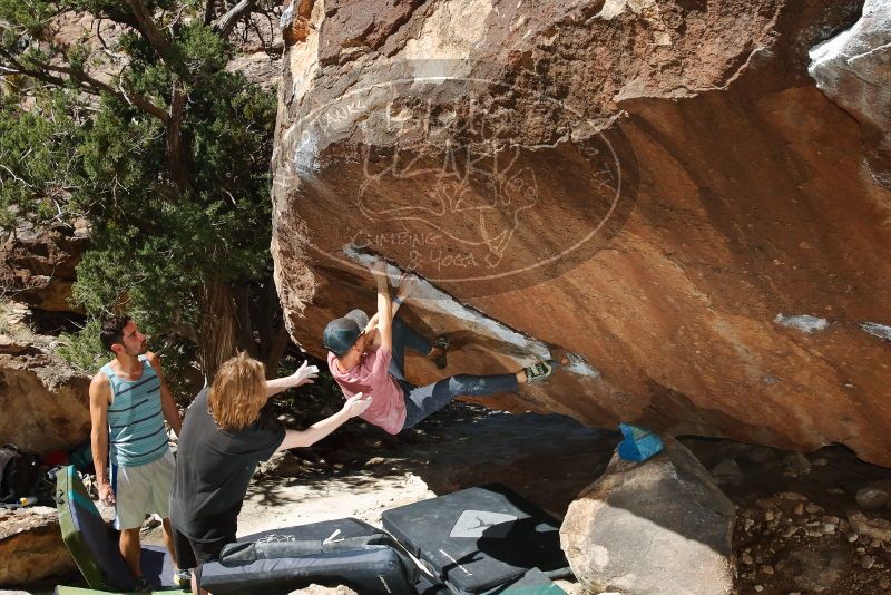 Bouldering in Hueco Tanks on 03/16/2020 with Blue Lizard Climbing and Yoga

Filename: SRM_20200316_1243100.jpg
Aperture: f/8.0
Shutter Speed: 1/250
Body: Canon EOS-1D Mark II
Lens: Canon EF 16-35mm f/2.8 L
