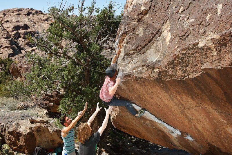 Bouldering in Hueco Tanks on 03/16/2020 with Blue Lizard Climbing and Yoga

Filename: SRM_20200316_1243360.jpg
Aperture: f/8.0
Shutter Speed: 1/250
Body: Canon EOS-1D Mark II
Lens: Canon EF 16-35mm f/2.8 L