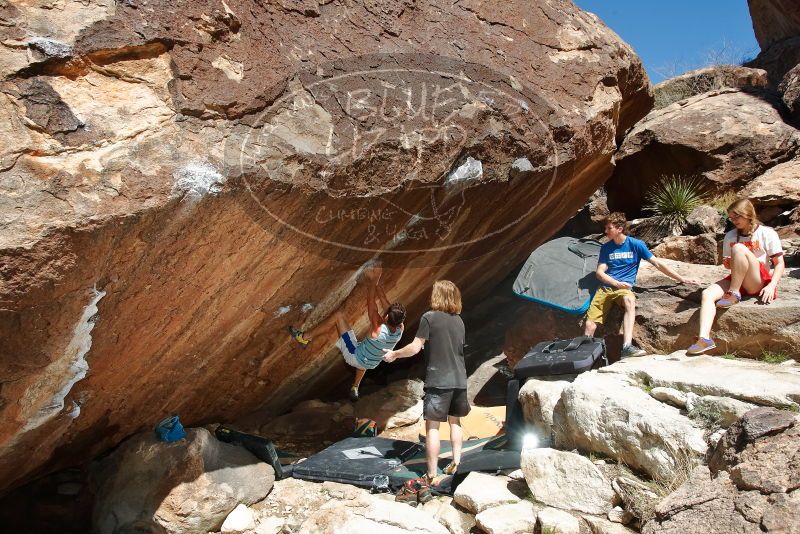 Bouldering in Hueco Tanks on 03/16/2020 with Blue Lizard Climbing and Yoga

Filename: SRM_20200316_1255270.jpg
Aperture: f/8.0
Shutter Speed: 1/250
Body: Canon EOS-1D Mark II
Lens: Canon EF 16-35mm f/2.8 L