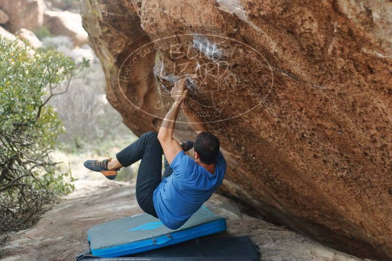 Bouldering in Hueco Tanks on 03/15/2020 with Blue Lizard Climbing and Yoga

Filename: SRM_20200315_1204030.jpg
Aperture: f/2.8
Shutter Speed: 1/400
Body: Canon EOS-1D Mark II
Lens: Canon EF 50mm f/1.8 II