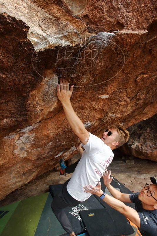 Bouldering in Hueco Tanks on 03/15/2020 with Blue Lizard Climbing and Yoga
Filename: SRM_20200315_1611280.jpg
Aperture: f/8.0
Shutter Speed: 1/250
Body: Canon EOS-1D Mark II
Lens: Canon EF 16-35mm f/2.8 L
