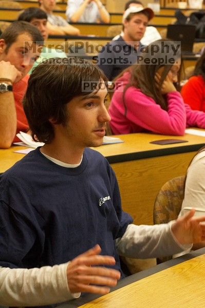 Blake Chakalis voicing his opinion at the Engineering Council meeting, Monday, February 19, 2007.
Filename: SRM_20070219_1943087.jpg
Aperture: f/5.6
Shutter Speed: 1/60
Body: Canon EOS 20D
Lens: Canon EF 50mm f/1.8 II