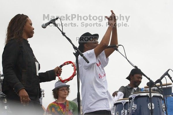 The Barack Obama "Kick-Ass" Rally--the Obama for president, 2008, rally

Filename: SRM_20070223_1412585.jpg
Aperture: f/8.0
Shutter Speed: 1/320
Body: Canon EOS 20D
Lens: Canon EF 80-200mm f/2.8 L