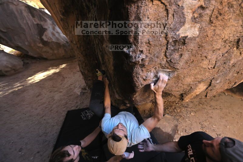 

Filename: SRM_20211107_2059200.jpg
Aperture: f/4.0
Shutter Speed: 1/500
Body: Canon EOS R6
Lens: Canon EF 16-35mm f/2.8 L