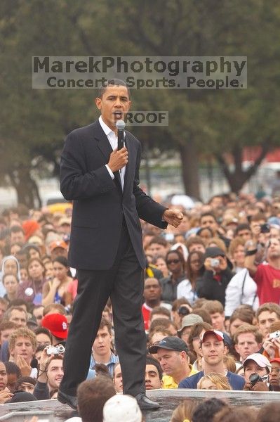 Obama speaking to a crowd of over 20,000 supporters at The Barack Obama "Kick-Ass" Rally--the Obama for president, 2008, rally, held in Austin, Friday, February 23, 2007.

Filename: SRM_20070223_1531140.jpg
Aperture: f/4.5
Shutter Speed: 1/250
Body: Canon EOS 20D
Lens: Canon EF 80-200mm f/2.8 L