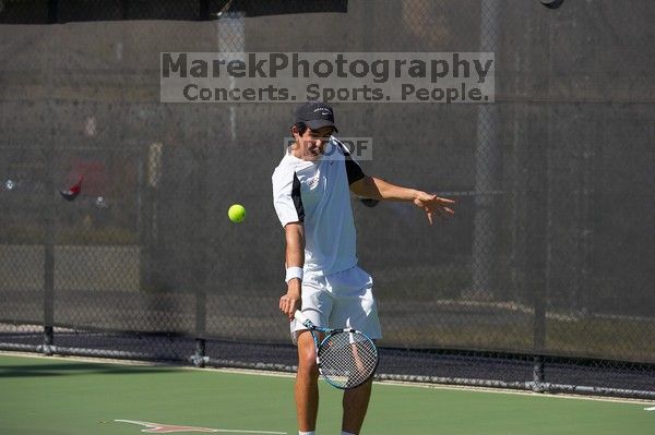 Luis Diaz Barriga.  The University of Texas (UT) men's tennis team defeated Georgia Tech (GT) Saturday, February 24, 2007..
Filename: SRM_20070224_1428321.jpg
Aperture: f/4.0
Shutter Speed: 1/8000
Body: Canon EOS-1D Mark II
Lens: Canon EF 80-200mm f/2.8 L