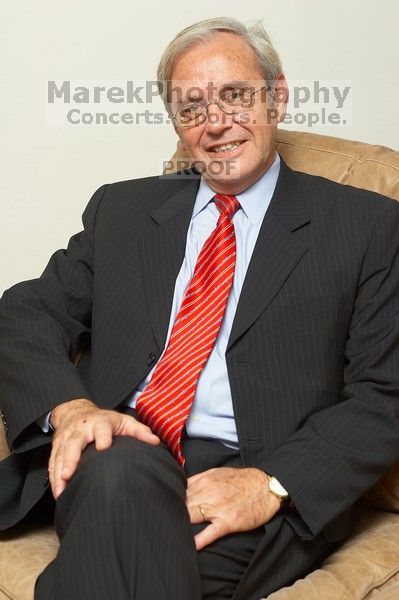 Portraits of UT Vice President of Research Dr Juan Sanchez.

Filename: SRM_20070227_1301403.jpg
Aperture: f/3.2
Shutter Speed: 1/250
Body: Canon EOS 20D
Lens: Canon EF 50mm f/1.8 II