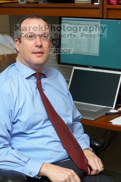 Portraits of UT Vice President of Information Technology Brian E Roberts.

Filename: SRM_20070226_0901267.jpg
Aperture: f/2.8
Shutter Speed: 1/200
Body: Canon EOS 20D
Lens: Canon EF 50mm f/1.8 II