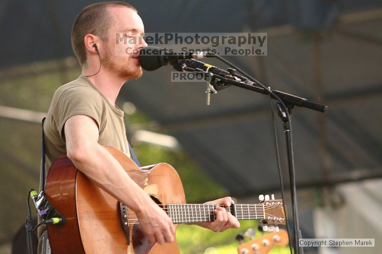 

Filename: Damien_Rice_1.jpg
Aperture: f/3.2
Shutter Speed: 1/250
Body: Canon EOS DIGITAL REBEL
Lens: Canon EF 80-200mm f/2.8 L