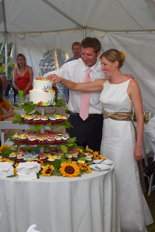 Kelly Kiefer's and John Saalwachter's wedding.

Filename: SRM_20070729_2028064.jpg
Aperture: f/4.0
Shutter Speed: 1/125
Body: Canon EOS-1D Mark II
Lens: Canon EF 50mm f/1.8 II