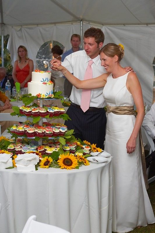 Kelly Kiefer's and John Saalwachter's wedding.

Filename: SRM_20070729_2028286.jpg
Aperture: f/4.0
Shutter Speed: 1/125
Body: Canon EOS-1D Mark II
Lens: Canon EF 50mm f/1.8 II