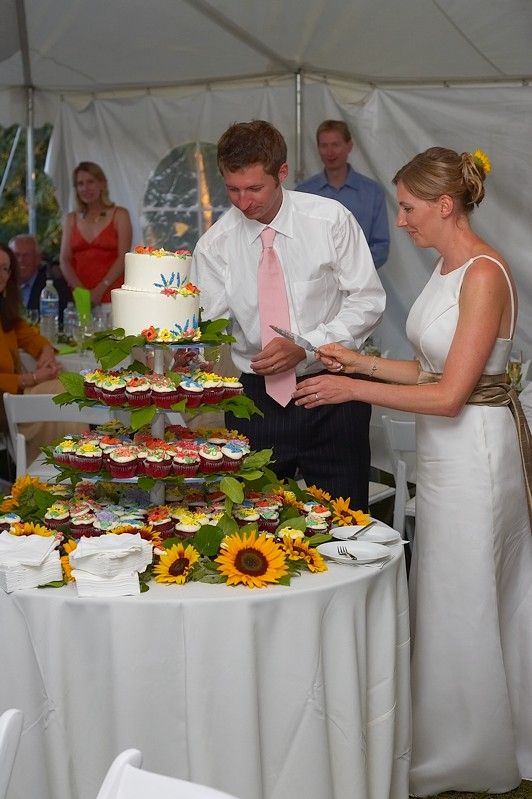 Kelly Kiefer's and John Saalwachter's wedding.

Filename: SRM_20070729_2028348.jpg
Aperture: f/4.0
Shutter Speed: 1/125
Body: Canon EOS-1D Mark II
Lens: Canon EF 50mm f/1.8 II