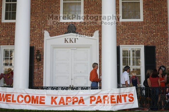 Kappa Kappa Gamma (KKG) hosted a parents' weekend barbecue before the UT vs Nebraska football game on Saturday, October 27, 2007 at their sorority house.

Filename: SRM_20071027_1127522.jpg
Aperture: f/8.0
Shutter Speed: 1/125
Body: Canon EOS-1D Mark II
Lens: Canon EF 50mm f/1.8 II