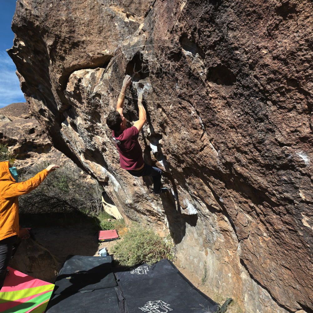 

Filename: SRM_20221112_1342310.jpg
Aperture: f/5.6
Shutter Speed: 1/1600
Body: Canon EOS R6
Lens: Canon EF 16-35mm f/2.8 L