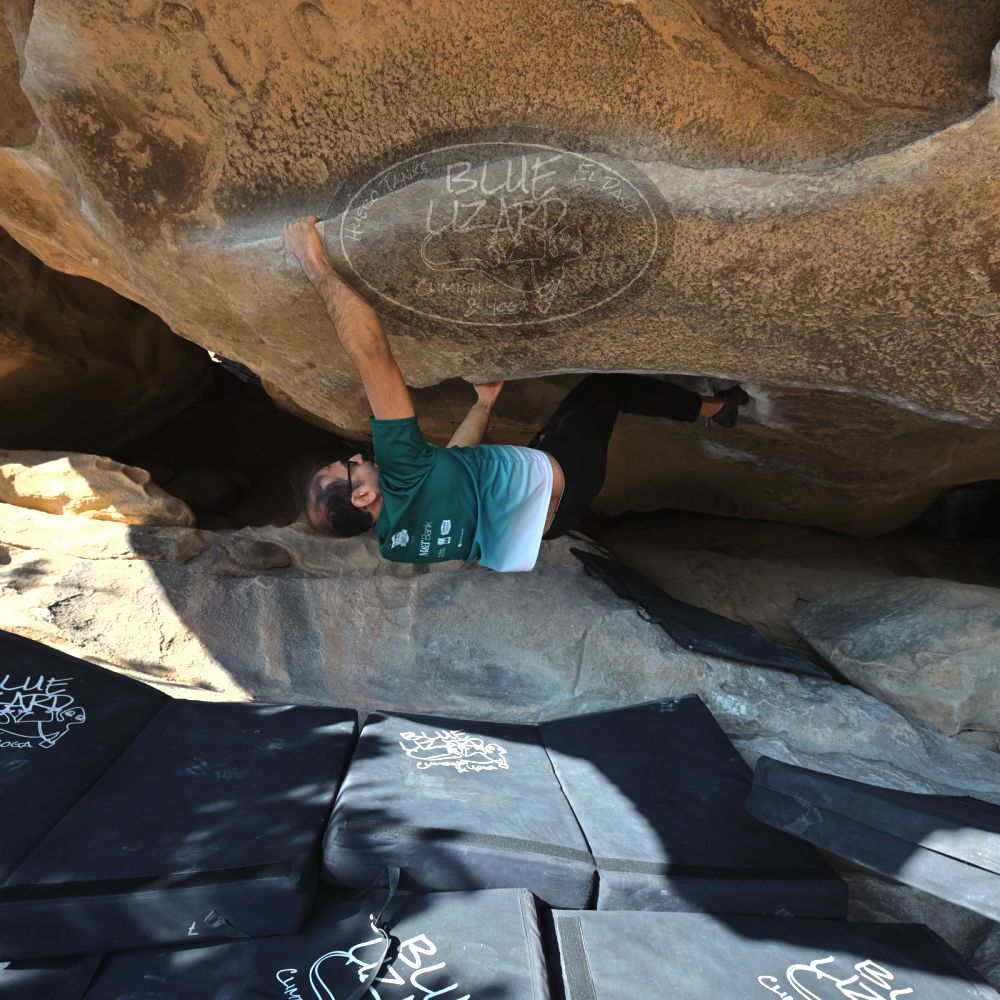 Filename: SRM_20221219_1323590.jpg
Aperture: f/5.6
Shutter Speed: 1/400
Body: Canon EOS R6
Lens: Canon EF 16-35mm f/2.8 L