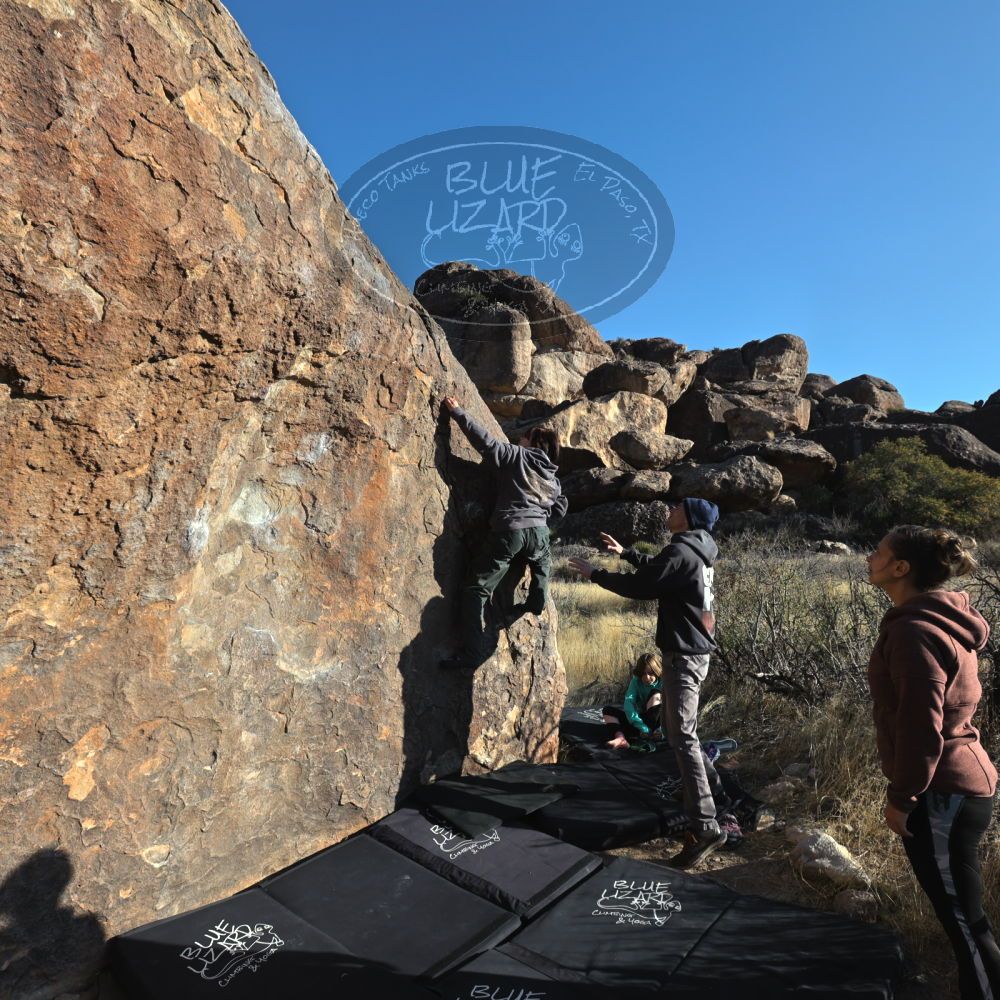 

Filename: SRM_20221219_1519552.jpg
Aperture: f/8.0
Shutter Speed: 1/800
Body: Canon EOS R6
Lens: Canon EF 16-35mm f/2.8 L