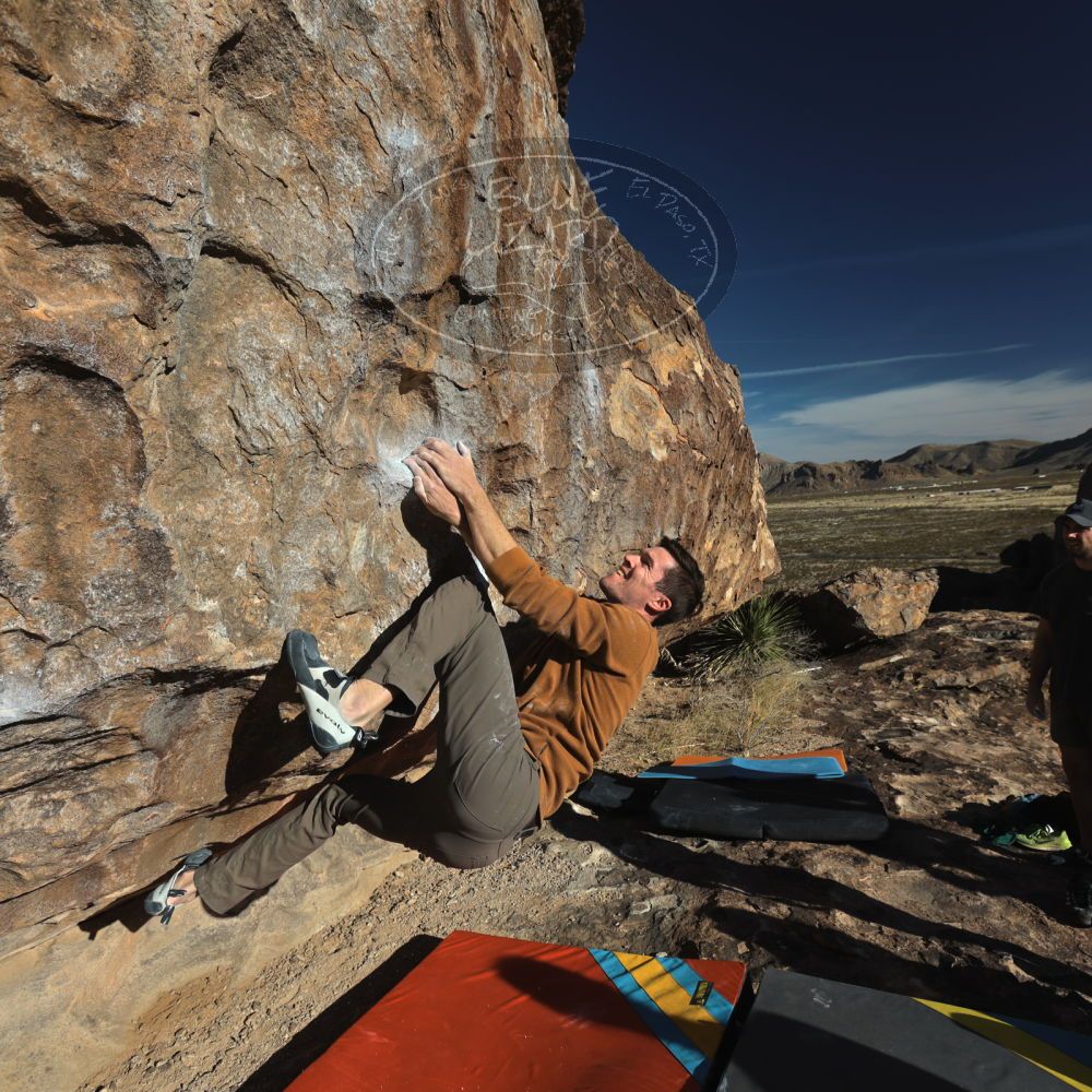 

Filename: SRM_20230114_0925560.jpg
Aperture: f/5.6
Shutter Speed: 1/640
Body: Canon EOS R6
Lens: Canon EF 16-35mm f/2.8 L
