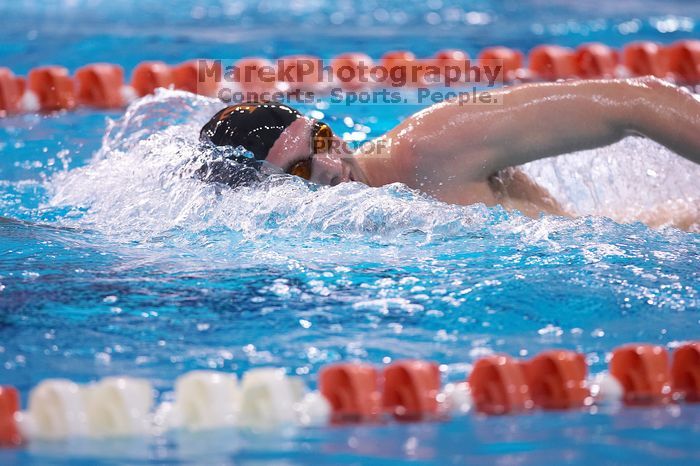 UT sophomore Trey Hoover took fifth in the 1000 yard freestyle with a time of 9:47.70.  The University of Texas Longhorns defeated The University of Georgia Bulldogs 157-135 on Saturday, January 12, 2008.

Filename: SRM_20080112_1111321.jpg
Aperture: f/2.8
Shutter Speed: 1/400
Body: Canon EOS-1D Mark II
Lens: Canon EF 300mm f/2.8 L IS
