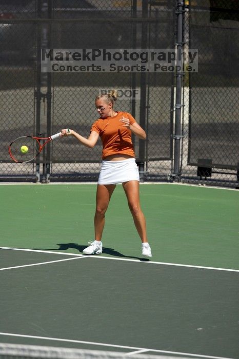 Third doubles UT sophomore Stephanie Davison and UT freshman Caroline Larsson defeated CSUS junior Joyce Martinez Gutierrez and CSUS freshman Melissa Valenzuela 8-6.  The University of Texas defeated Sacramento State on Saturday, March 22, 2008.

Filename: SRM_20080322_1122507.jpg
Aperture: f/4.0
Shutter Speed: 1/4000
Body: Canon EOS-1D Mark II
Lens: Canon EF 300mm f/2.8 L IS