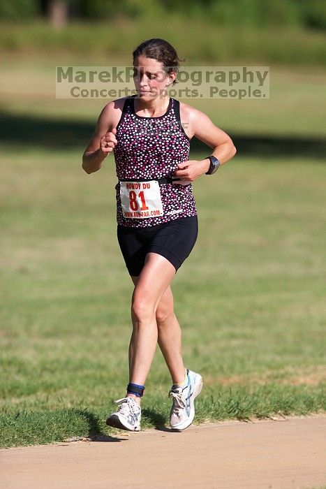 Beth Marek (bib #81) of Austin placed 4 in her age group (F 30-34) with an overall time of 01:46:51 at The Howdy Du duathlon in Berry Springs Park, Georgetown, Sunday July 6, 2008.

Filename: SRM_20080706_0907267.jpg
Aperture: f/4.0
Shutter Speed: 1/500
Body: Canon EOS 20D
Lens: Canon EF 300mm f/2.8 L IS
