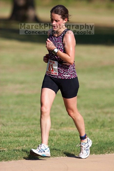 Beth Marek (bib #81) of Austin placed 4 in her age group (F 30-34) with an overall time of 01:46:51 at The Howdy Du duathlon in Berry Springs Park, Georgetown, Sunday July 6, 2008.

Filename: SRM_20080706_0907288.jpg
Aperture: f/4.0
Shutter Speed: 1/500
Body: Canon EOS 20D
Lens: Canon EF 300mm f/2.8 L IS