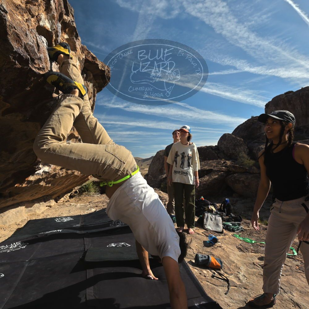 

Filename: SRM_20250317_0913070.jpg
Aperture: f/5.6
Shutter Speed: 1/500
Body: Canon EOS R6
Lens: Canon EF 16-35mm f/2.8 L