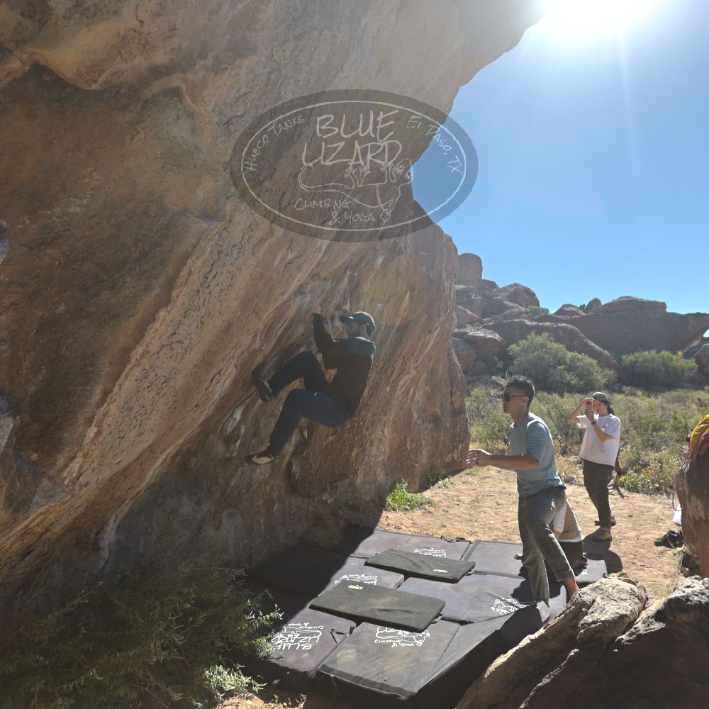 

Filename: SRM_20251110_1135351.jpg
Aperture: f/4.0
Shutter Speed: 1/500
Body: Canon EOS R6
Lens: Canon EF 16-35mm f/2.8 L