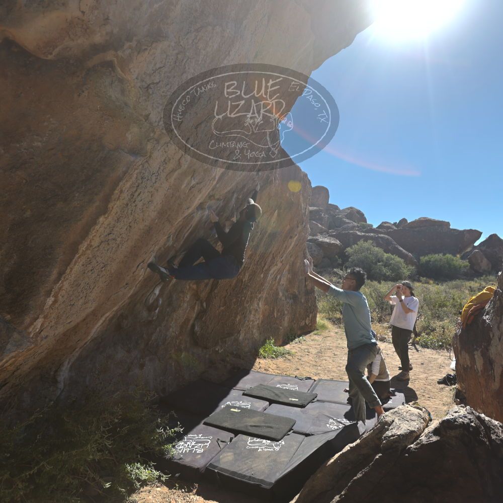 

Filename: SRM_20251110_1135391.jpg
Aperture: f/4.0
Shutter Speed: 1/500
Body: Canon EOS R6
Lens: Canon EF 16-35mm f/2.8 L