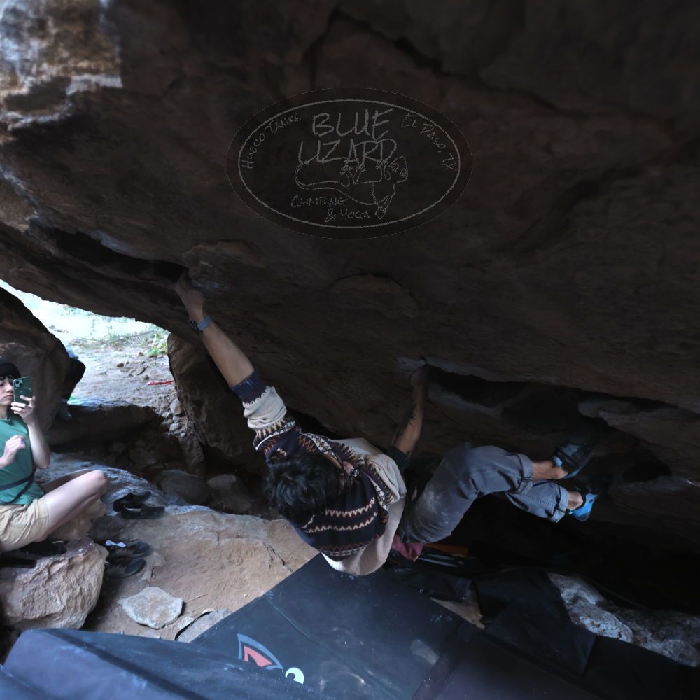 

Filename: SRM_20251126_1216510.jpg
Aperture: f/2.8
Shutter Speed: 1/250
Body: Canon EOS R6
Lens: Canon EF 16-35mm f/2.8 L