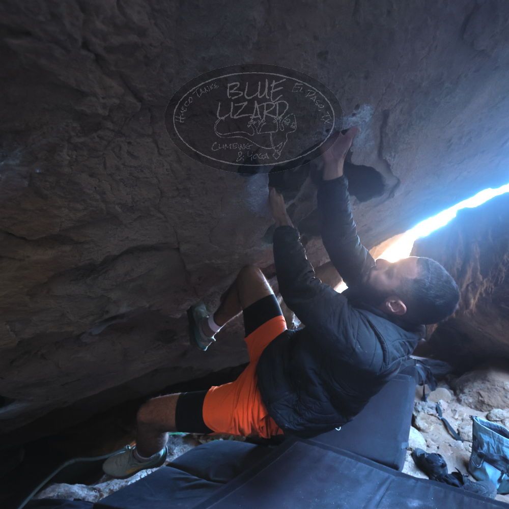 Filename: SRM_20251126_1235270.jpg
Aperture: f/2.8
Shutter Speed: 1/250
Body: Canon EOS R6
Lens: Canon EF 16-35mm f/2.8 L