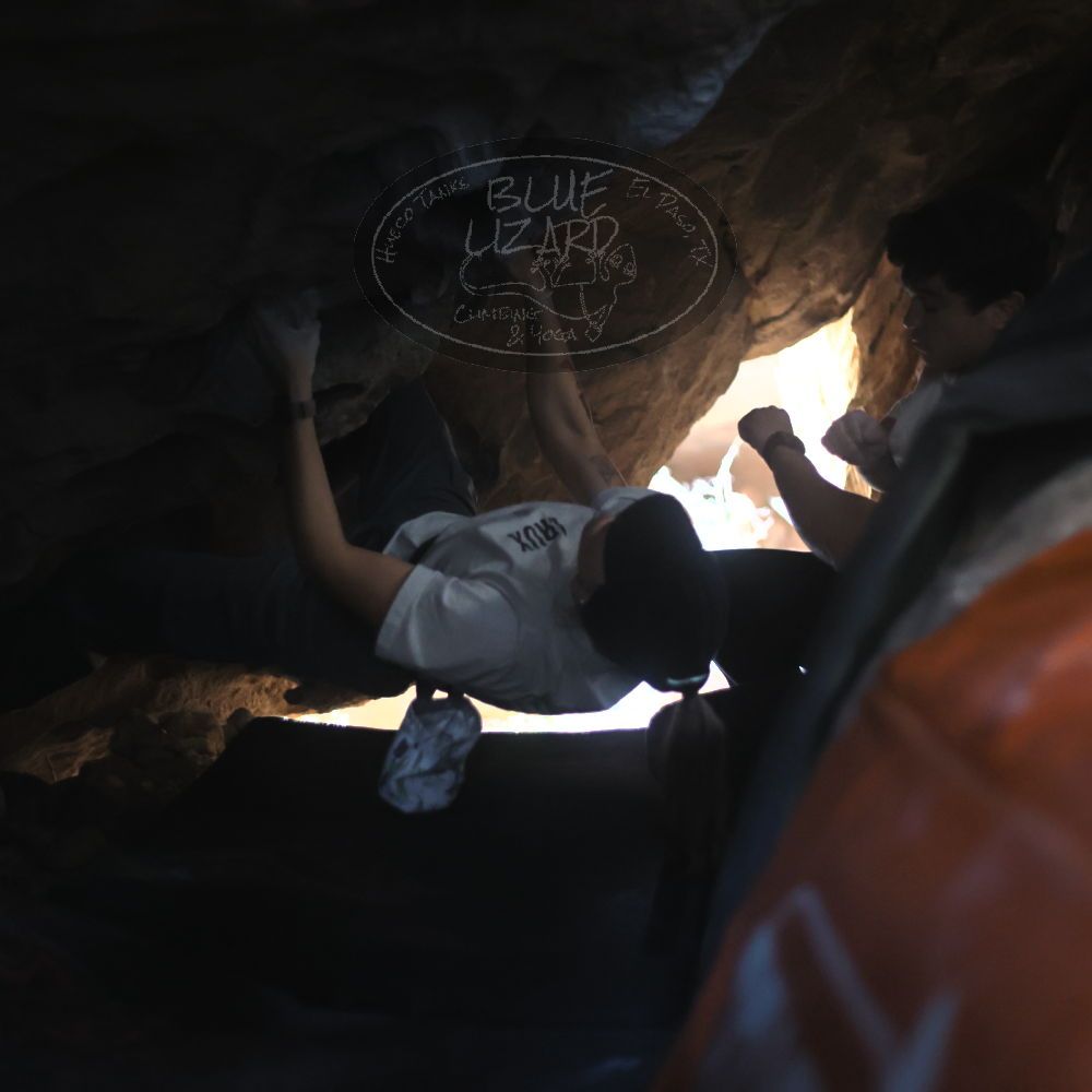 Filename: SRM_20251126_1237350.jpg
Aperture: f/2.0
Shutter Speed: 1/320
Body: Canon EOS R6
Lens: Canon EF 50mm f/1.8 II