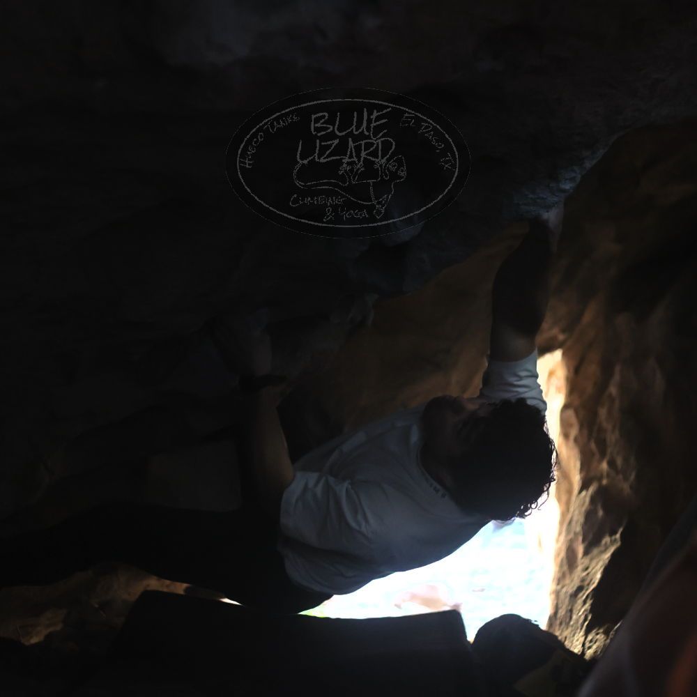 

Filename: SRM_20251126_1302500.jpg
Aperture: f/2.2
Shutter Speed: 1/320
Body: Canon EOS R6
Lens: Canon EF 50mm f/1.8 II