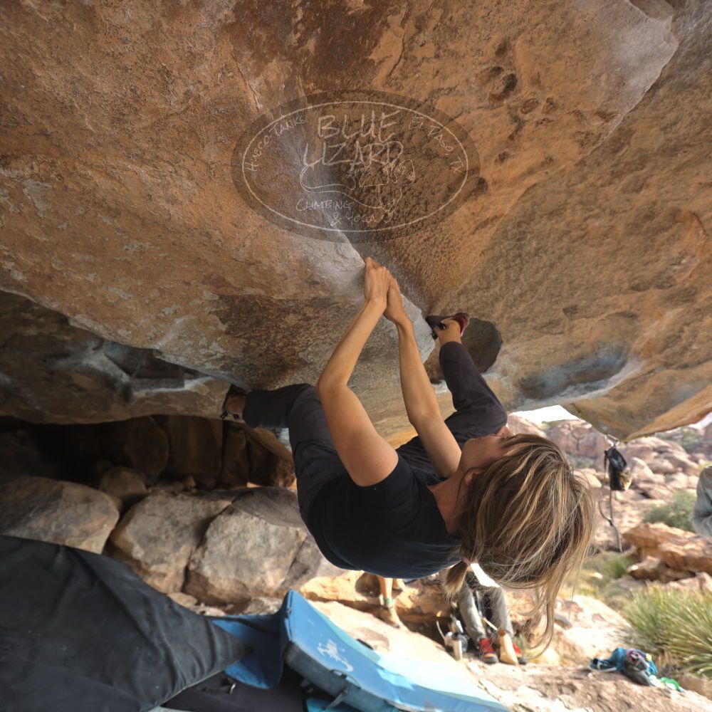 

Filename: SRM_20251128_1119520.jpg
Aperture: f/4.0
Shutter Speed: 1/250
Body: Canon EOS R6
Lens: Canon EF 16-35mm f/2.8 L