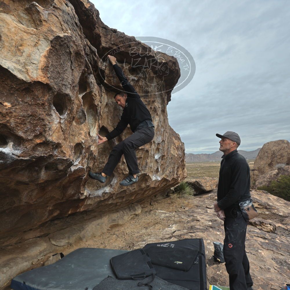 

Filename: SRM_20260101_1052370.jpg
Aperture: f/4.0
Shutter Speed: 1/640
Body: Canon EOS R6
Lens: Canon EF 16-35mm f/2.8 L