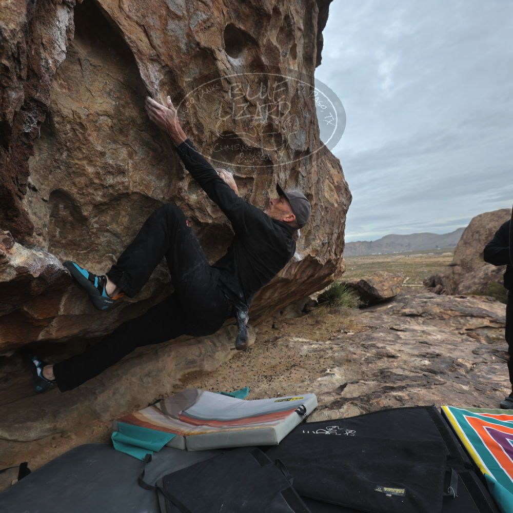 

Filename: SRM_20260101_1057100.jpg
Aperture: f/4.0
Shutter Speed: 1/640
Body: Canon EOS R6
Lens: Canon EF 16-35mm f/2.8 L