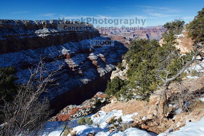 Hike down the South Kaibab trail, backpacking the Grand Canyon with Beth, Thursday, January 1, 2009.

Filename: SRM_20090101_12115175.jpg
Aperture: f/16.0
Shutter Speed: 1/50
Body: Canon EOS-1D Mark II
Lens: Canon EF 16-35mm f/2.8 L