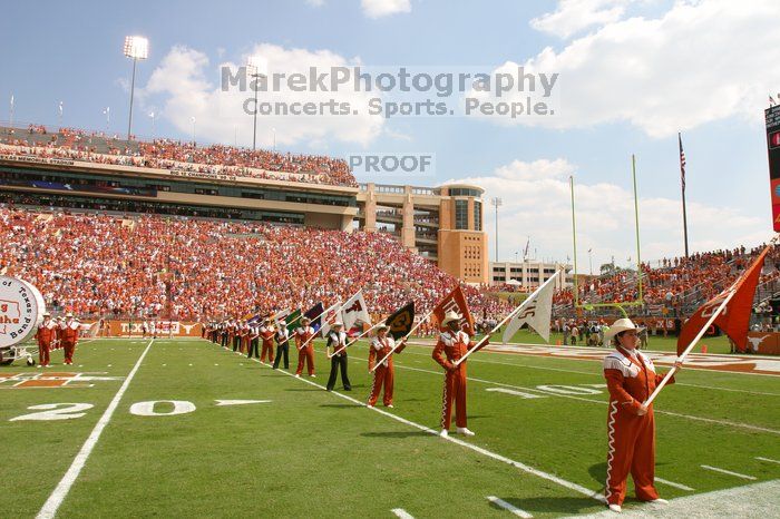 The University of Texas football team defeated the Arkansas Razorbacks with a score of 52-10 in Austin, TX on Saturday, September 27, 2008.

Filename: SRM_20080927_14223248.jpg
Aperture: f/8.0
Shutter Speed: 1/1000
Body: Canon EOS DIGITAL REBEL
Lens: Canon EF 16-35mm f/2.8 L