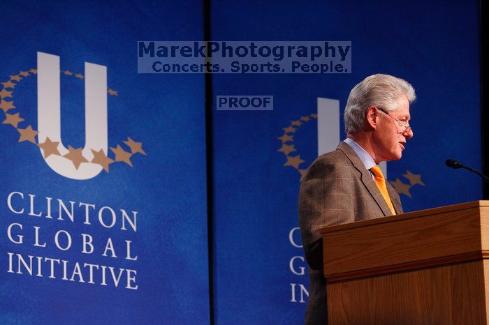Former President Bill Clinton speaking at the CGIU meeting.  Day one of the 2nd Annual Clinton Global Initiative University (CGIU) meeting was held at The University of Texas at Austin, Friday, February 13, 2009.

Filename: SRM_20090213_16161313.jpg
Aperture: f/4.0
Shutter Speed: 1/100
Body: Canon EOS-1D Mark II
Lens: Canon EF 80-200mm f/2.8 L