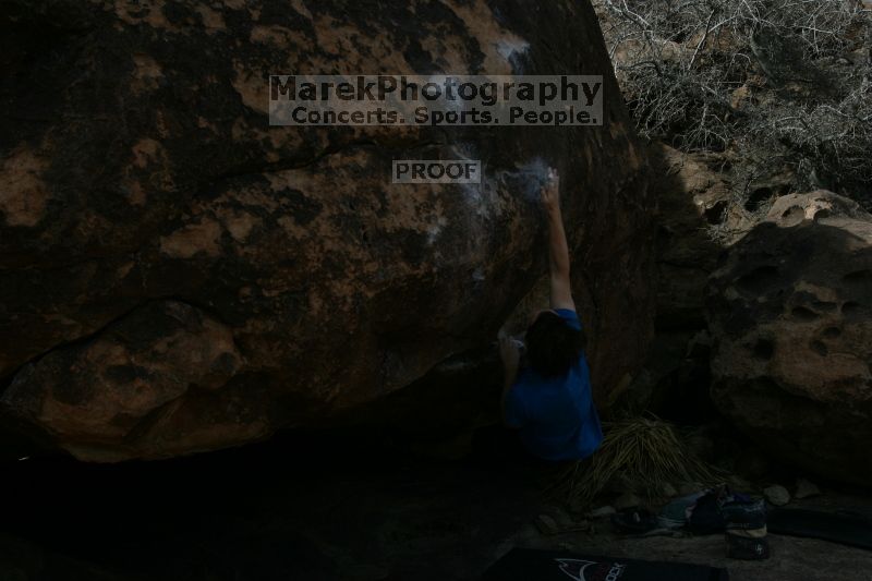 Bouldering during the Hueco Tanks Awesome Fest 14.2.

Filename: srm_20140223_15163086.jpg
Aperture: f/8.0
Shutter Speed: 1/250
Body: Canon EOS-1D Mark II
Lens: Canon EF 16-35mm f/2.8 L