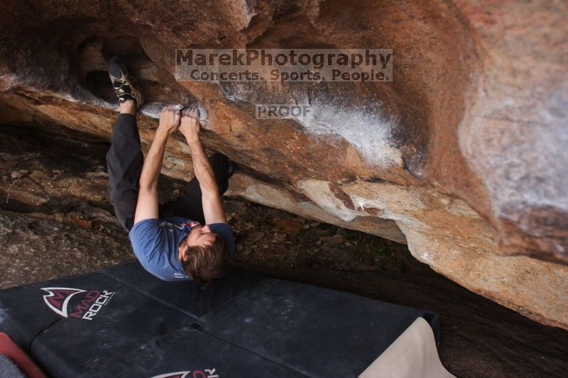 Bouldering in Hueco Tanks on %m/%d/%Y

Filename: SRM_20160219_1813360.jpg
Aperture: f/2.8
Shutter Speed: 1/250
Body: Canon EOS 20D
Lens: Canon EF 16-35mm f/2.8 L