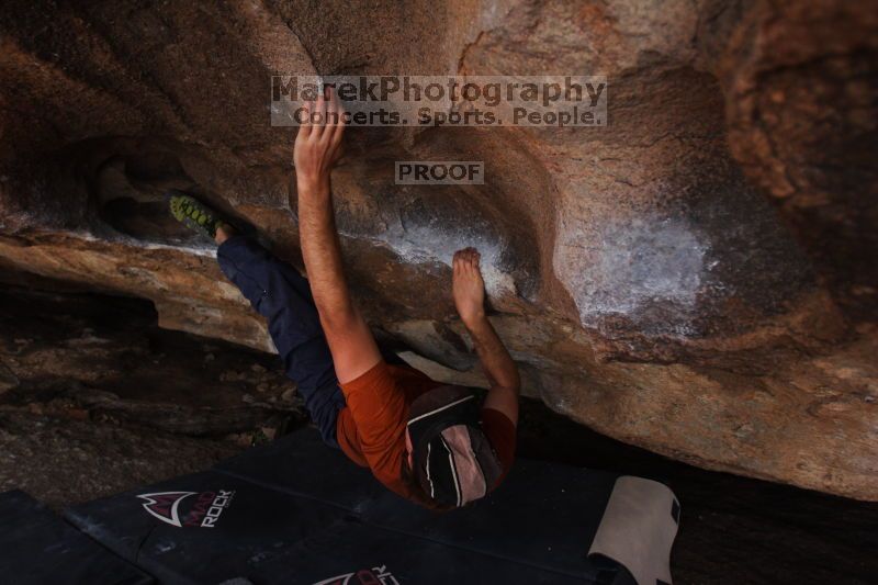 Bouldering in Hueco Tanks on %m/%d/%Y

Filename: SRM_20160219_1830550.jpg
Aperture: f/2.8
Shutter Speed: 1/250
Body: Canon EOS 20D
Lens: Canon EF 16-35mm f/2.8 L