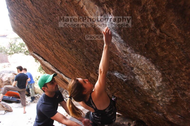 Bouldering in Hueco Tanks on 02/20/2016

Filename: SRM_20160220_1209082.JPG
Aperture: f/2.8
Shutter Speed: 1/250
Body: Canon EOS 20D
Lens: Canon EF 16-35mm f/2.8 L