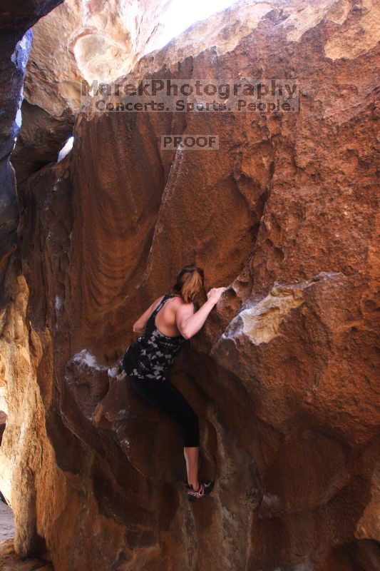Bouldering in Hueco Tanks on 02/20/2016

Filename: SRM_20160220_1544230.JPG
Aperture: f/4.0
Shutter Speed: 1/250
Body: Canon EOS 20D
Lens: Canon EF 16-35mm f/2.8 L