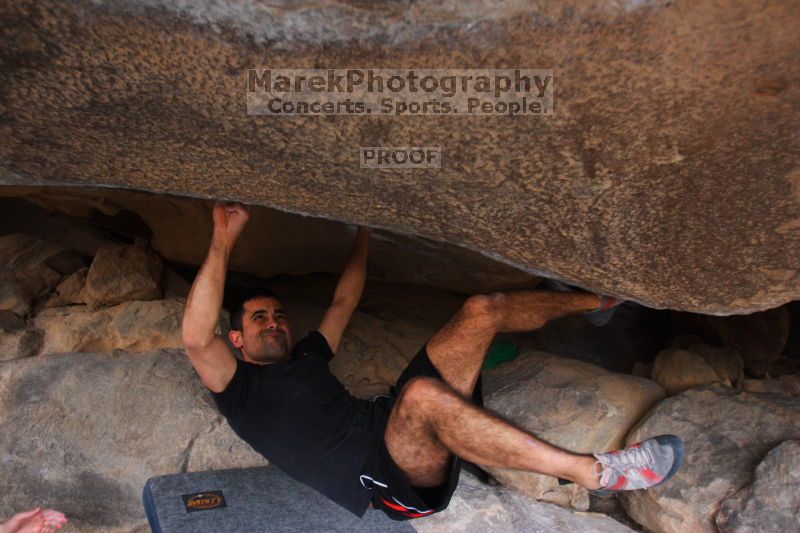 Bouldering in Hueco Tanks on 02/20/2016

Filename: SRM_20160220_1859260.JPG
Aperture: f/2.8
Shutter Speed: 1/250
Body: Canon EOS 20D
Lens: Canon EF 16-35mm f/2.8 L