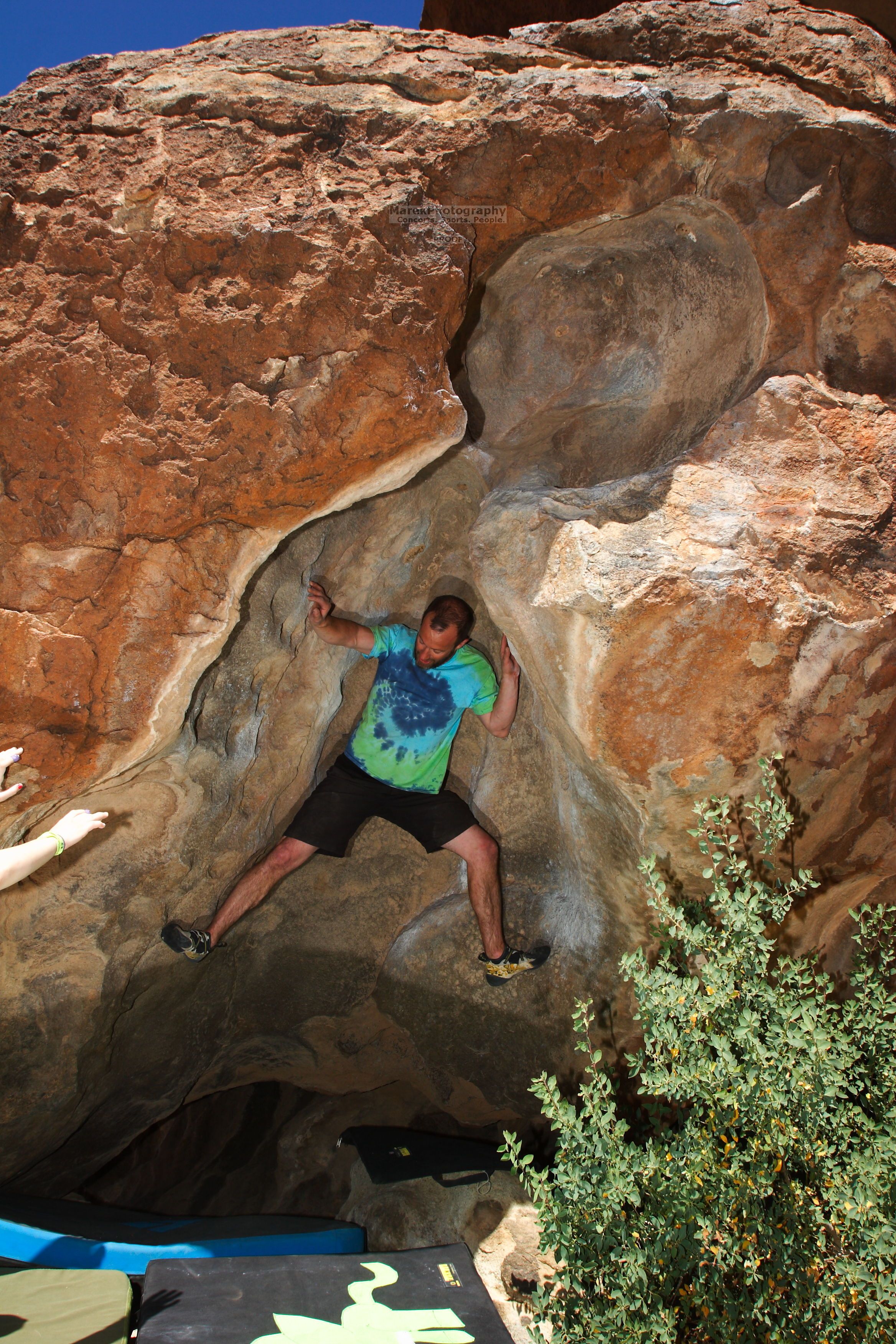 Bouldering in Hueco Tanks on 03/26/2016 with Blue Lizard Climbing and Yoga

Filename: SRM_20160326_1017490.jpg
Aperture: f/8.0
Shutter Speed: 1/250
Body: Canon EOS 20D
Lens: Canon EF 16-35mm f/2.8 L