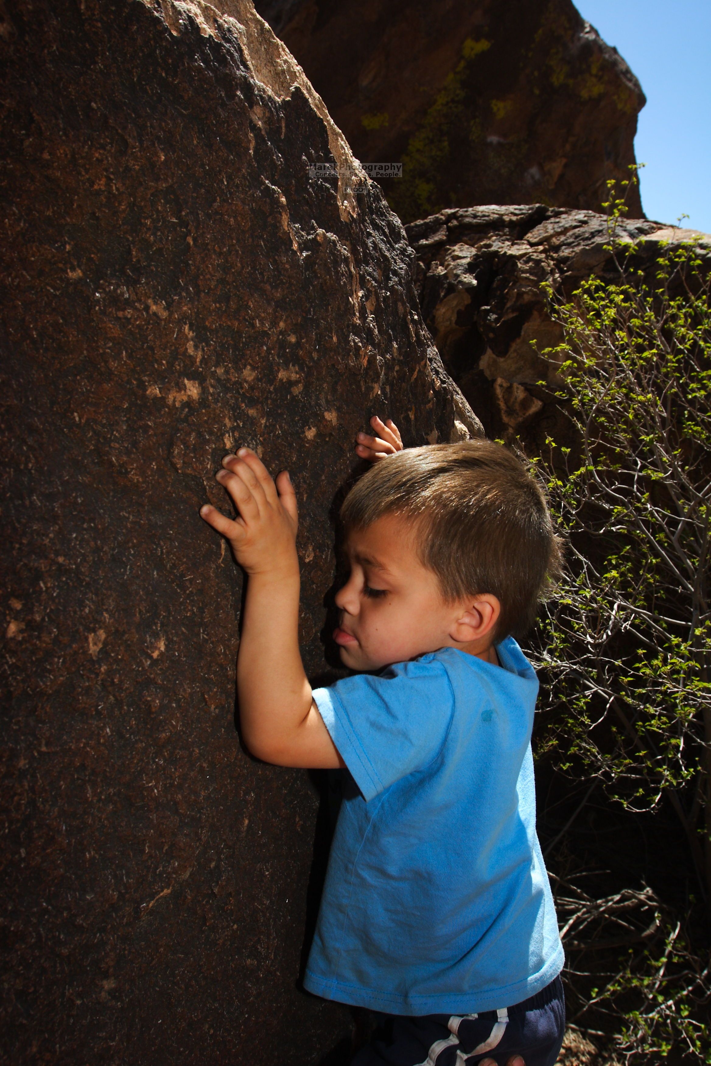 Bouldering in Hueco Tanks on 03/26/2016 with Blue Lizard Climbing and Yoga

Filename: SRM_20160326_1220070.jpg
Aperture: f/8.0
Shutter Speed: 1/250
Body: Canon EOS 20D
Lens: Canon EF 16-35mm f/2.8 L