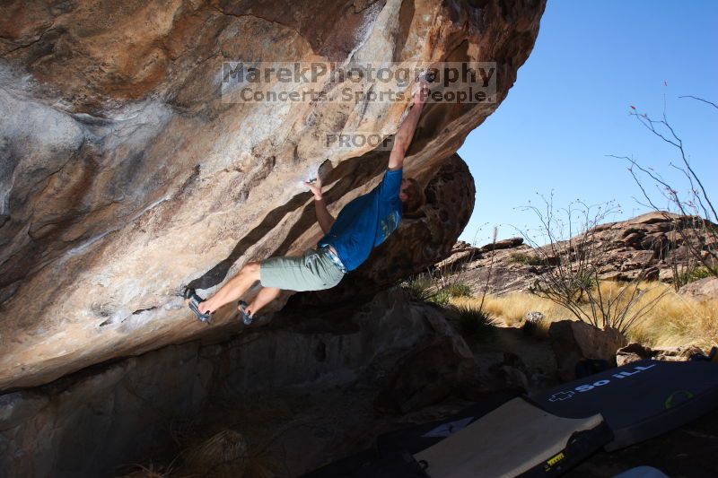 Bouldering in Hueco Tanks on 04/10/2016 with Blue Lizard Climbing and Yoga

Filename: SRM_20160410_1021170.jpg
Aperture: f/8.0
Shutter Speed: 1/250
Body: Canon EOS 20D
Lens: Canon EF 16-35mm f/2.8 L