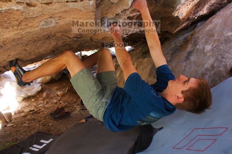 Bouldering in Hueco Tanks on 04/10/2016 with Blue Lizard Climbing and Yoga

Filename: SRM_20160410_1402420.jpg
Aperture: f/2.8
Shutter Speed: 1/250
Body: Canon EOS 20D
Lens: Canon EF 16-35mm f/2.8 L